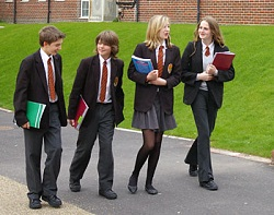 The Pros and Cons of School Uniform